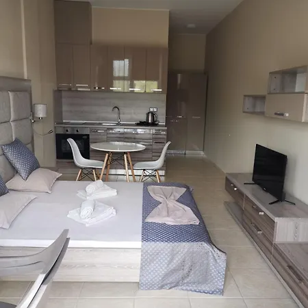 Boutique By The Sea Apartmán