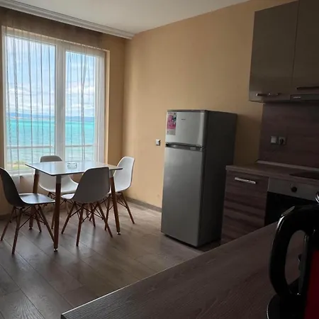 Boutique By The Sea Поморие